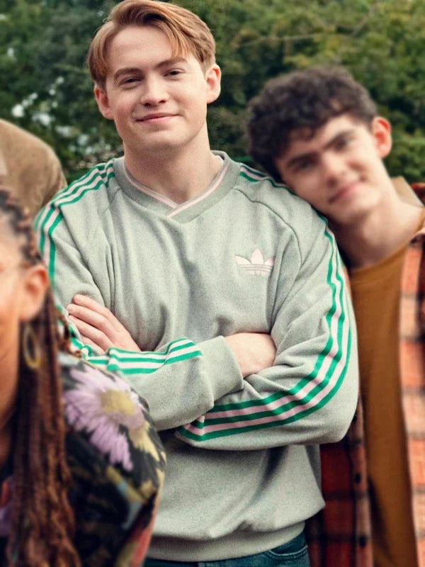 Heartstopper S03 Grey Sweatshirt  Recreated Edition